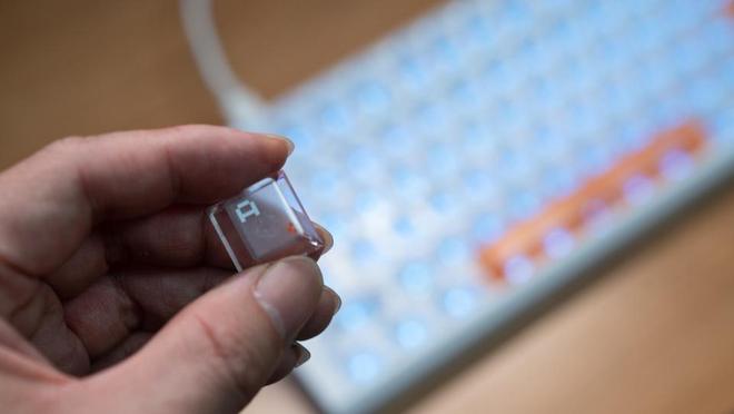 的电竞神器ATK RS7 Air磁轴键盘新葡京博彩半价享受旗舰体验？低预算闭眼冲(图13)