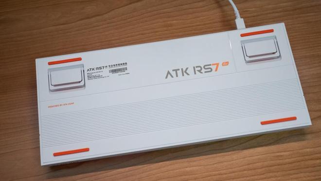 的电竞神器ATK RS7 Air磁轴键盘新葡京博彩半价享受旗舰体验？低预算闭眼冲(图24)